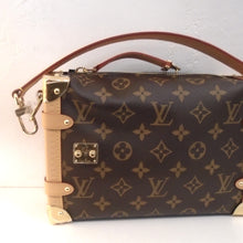 Load image into Gallery viewer, Louis Vuitton Vintage Monogram Side Trunk
