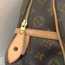 Load image into Gallery viewer, Louis Vuitton Vintage Monogram Montorgueil GM
