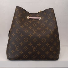 Load image into Gallery viewer, Louis Vuitton Vintage N`eo N`oe Monogram/Pink
