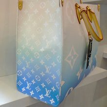 Load image into Gallery viewer, Louis Vuitton Vintage On The Go GM
