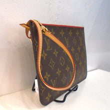 Load image into Gallery viewer, Louis Vuitton Vintage Pochette Pouch
