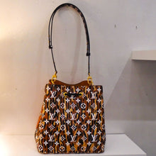 Load image into Gallery viewer, Louis Vuitton Vintage Reverse Jungle NeoNoe
