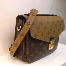 Load image into Gallery viewer, Louis Vuitton Vintage Reversible Monogram Metis MM
