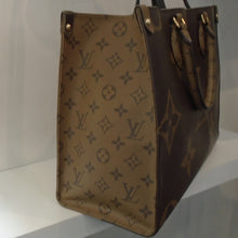 Load image into Gallery viewer, Louis Vuitton Vintage Reverse Monogram On The Go MM
