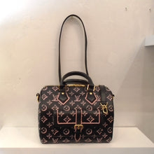 Load image into Gallery viewer, Louis Vuitton Vintage Speedy 30
