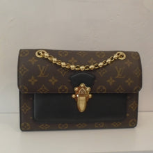 Load image into Gallery viewer, Louis Vuitton Vintage Vavin Monogram/Black Leather
