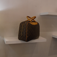 Load image into Gallery viewer, Louis Vuitton Vintage Monogram Travel Tote
