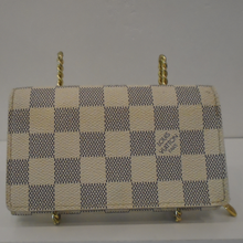 Load image into Gallery viewer, Louis Vuitton Vintage Porte Monnaie Damier Azure
