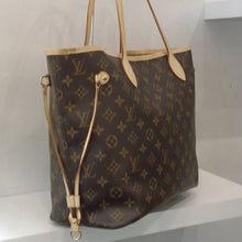 Load image into Gallery viewer, Louis Vuitton Vintage Monogram Neverfull MM
